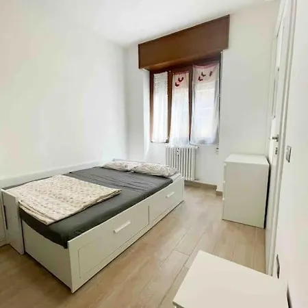 Frida 147 Milan